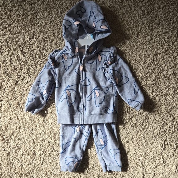 Hooded Jogging Suit Bundle - Picture 3 of 3